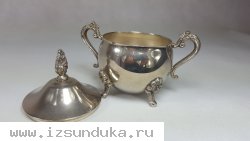 Кофейный комплект на подносе