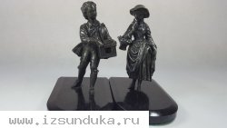 Старые фигурки,пара,шпиатр