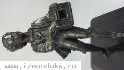 Старые фигурки,пара,шпиатр
