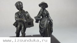 Старые фигурки,пара,шпиатр