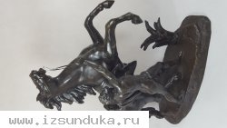 Массивная фигура из шпиатра