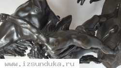 Массивная фигура из шпиатра