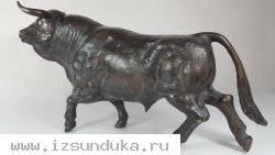 Красивейшая массивная фигура,бык,бронза