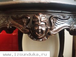 Антикварный гостиный столик