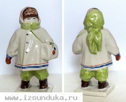 Статуэтка из фарфора