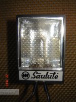 Фотовспышка «Saulute»