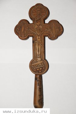 Старинный напрестольный резной крест. Русский Север, XVIII век.
