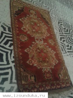 Продам старинный Антикварный турецкий ковер в отличном состоянии.